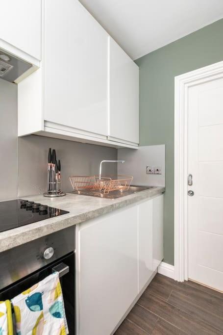 Beautiful Brighton Apartment, 5Min Walk To Beach Exterior photo