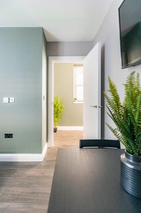 Beautiful Brighton Apartment, 5Min Walk To Beach Exterior photo