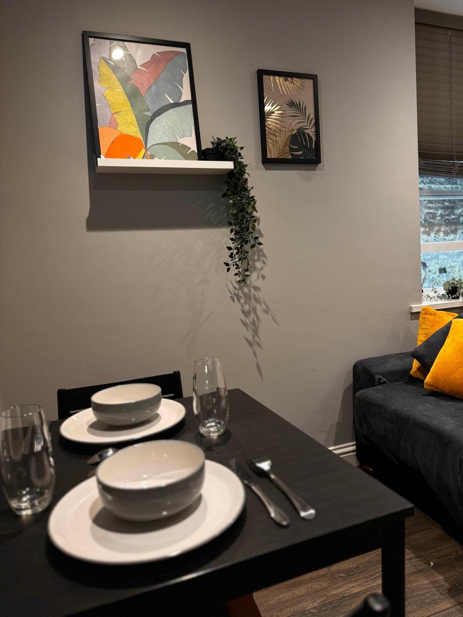 Beautiful Brighton Apartment, 5Min Walk To Beach Exterior photo