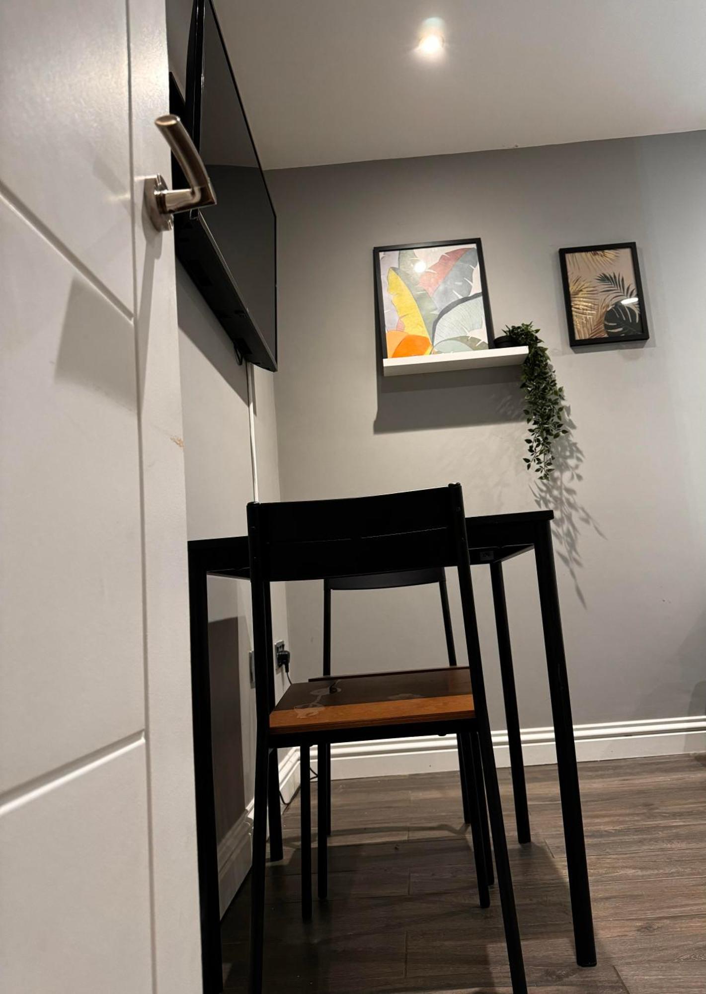 Beautiful Brighton Apartment, 5Min Walk To Beach Exterior photo